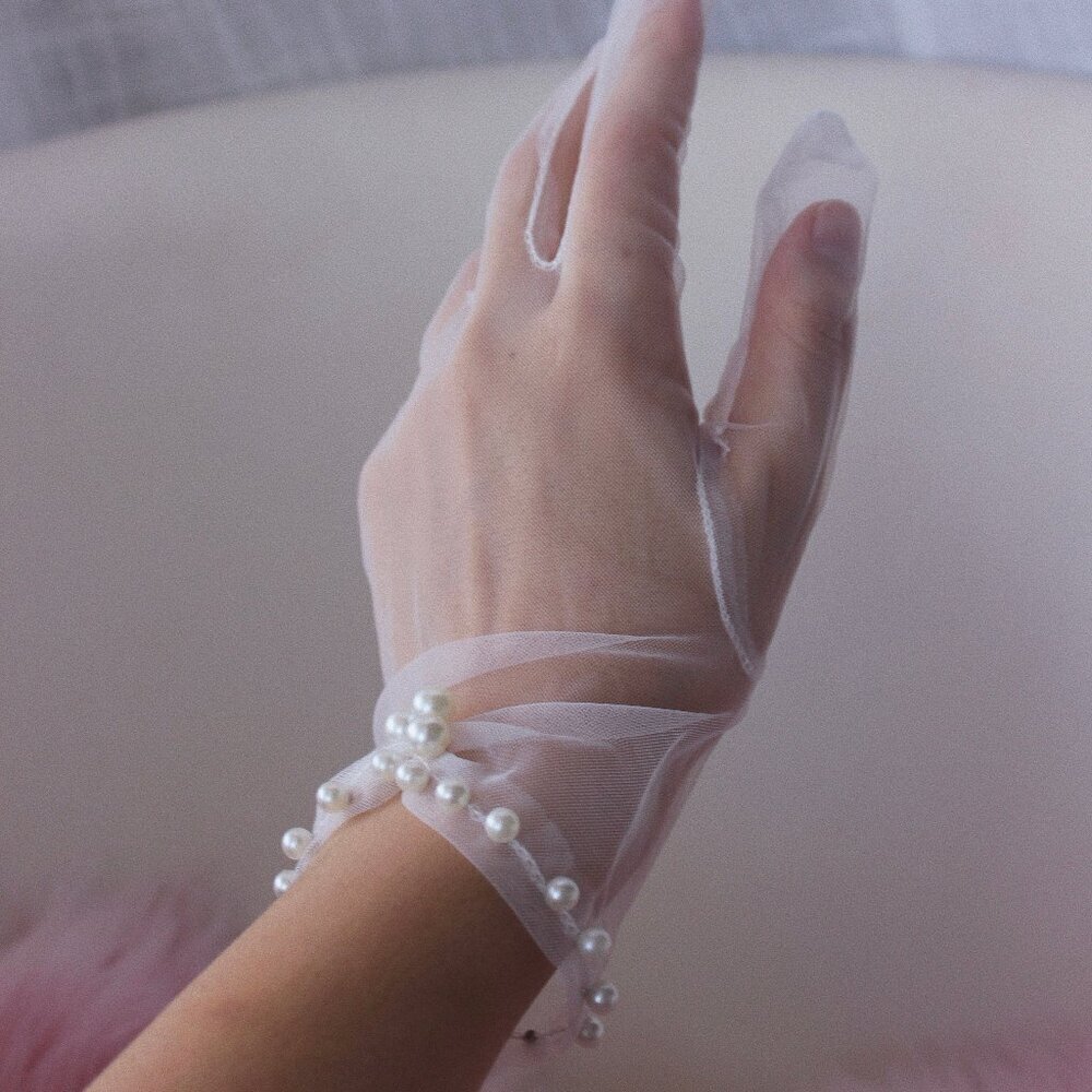 Bridal Sheer Gloves with faux pearls
